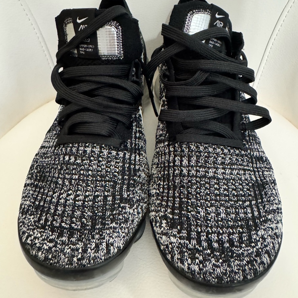 Nike Vapor Max Black and White Athletic Shoes